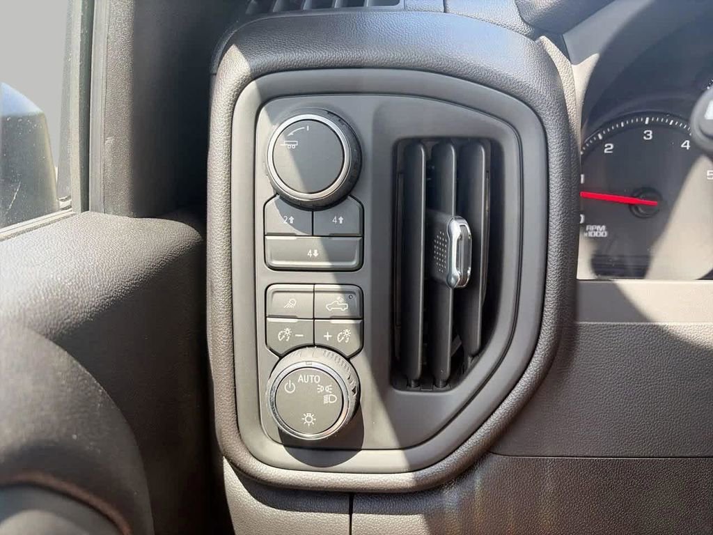 2026 Chevrolet Silverado 2500 HD Custom - Photo 22