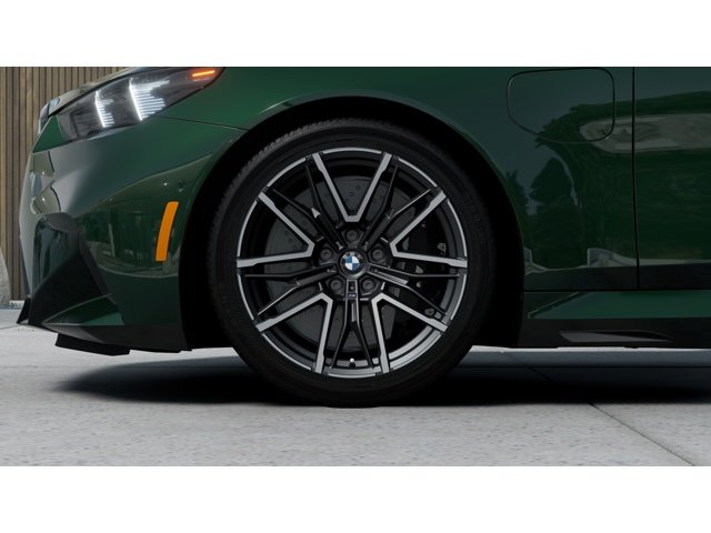 New 2027 Goodwood Green Pearl Metallic BMW  image 7