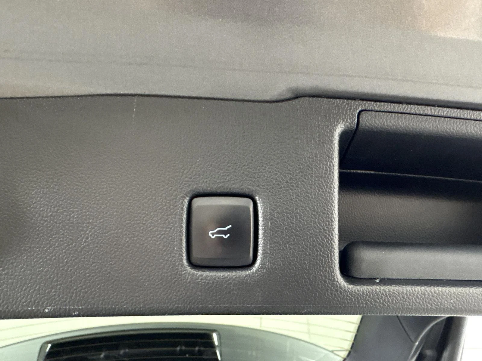 Used 2022 Gray Metallic Ford SEL image 20