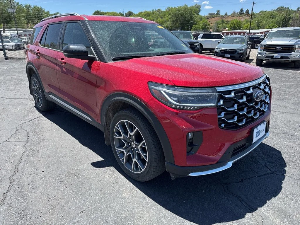 2025 Ford Explorer Platinum 4WD (PL535)'s photo