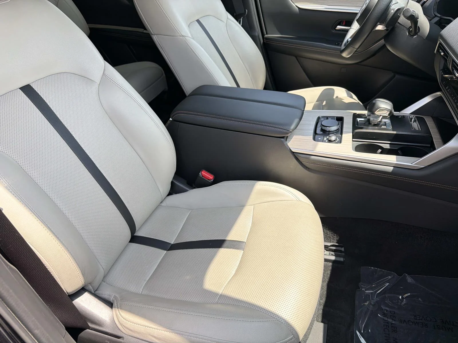 Used 2024 DEEP CRYSTAL BL Mazda Preferred AWD image 23