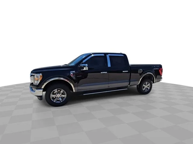Used 2021 Agate Black Metallic Ford XLT image 4