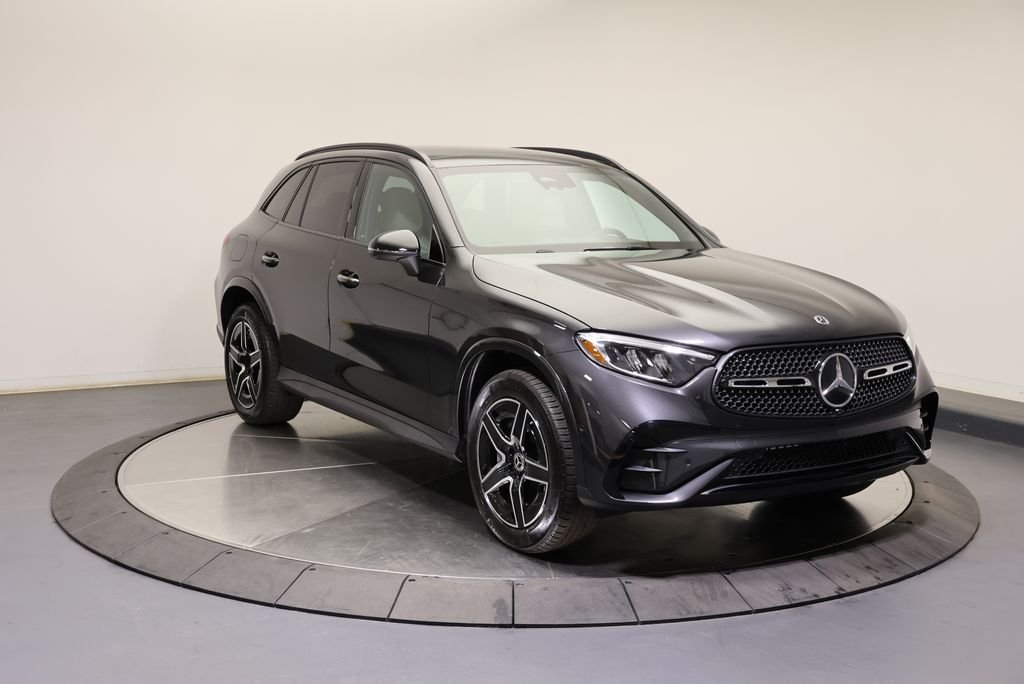 Used 2027  Mercedes-Benz GLC 300 image 7