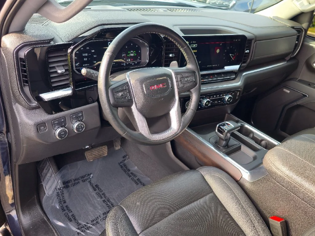 2023 GMC Sierra 1500 SLT - Photo 12