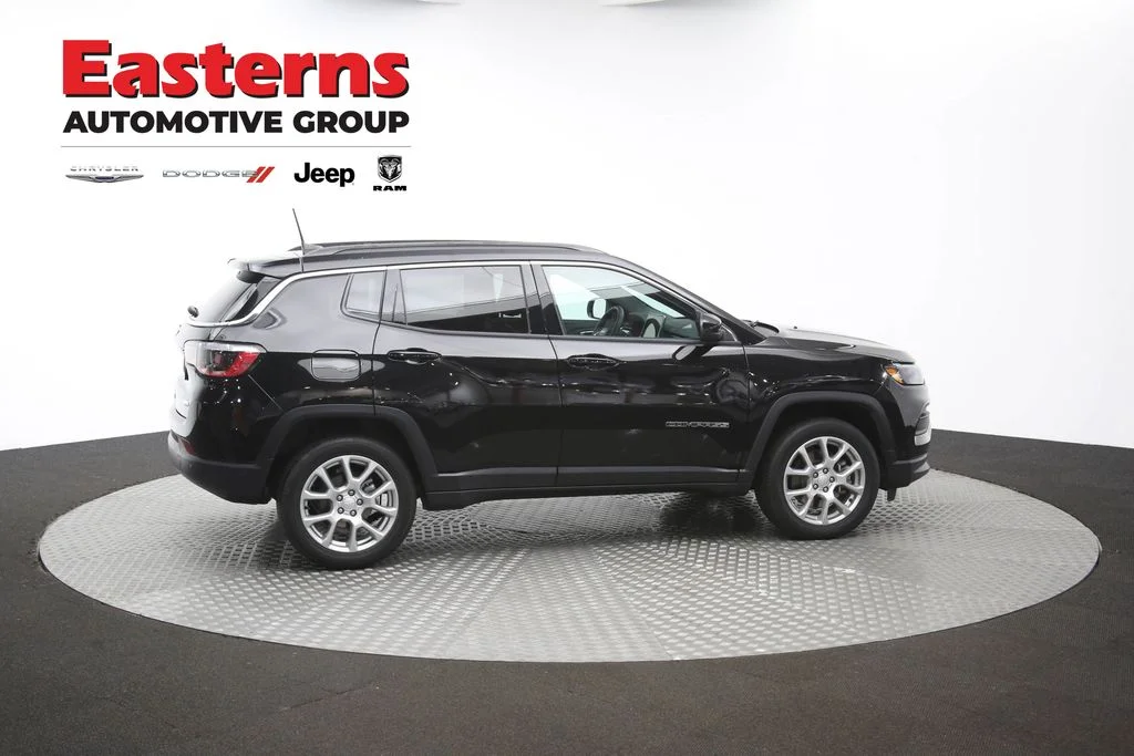 Certified Used 2024 Black Jeep Latitude Lux image 43