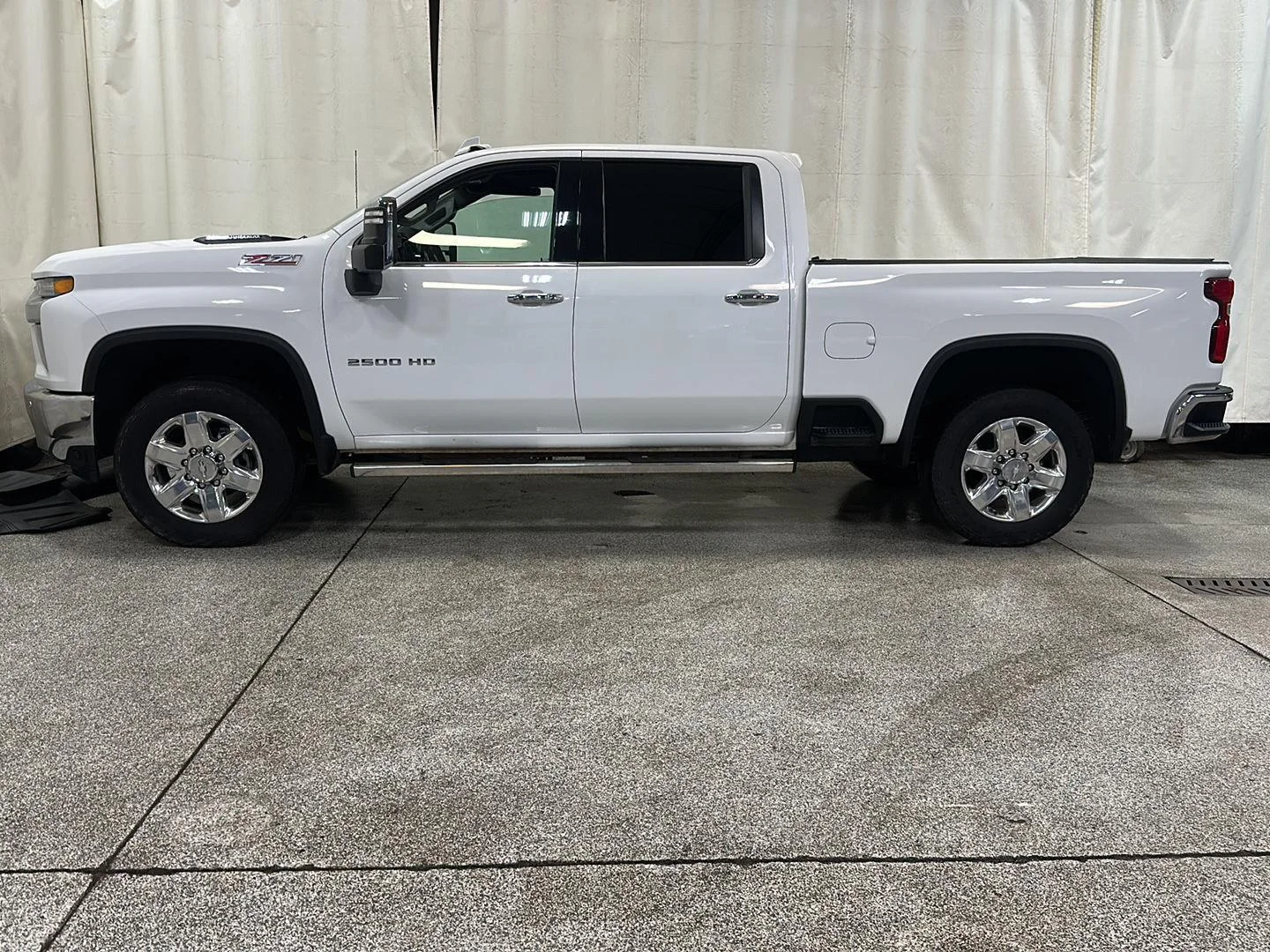 Used 2020 Chevrolet Silverado 2500HD LTZ with VIN 1GC4YPEY8LF288093 for sale in Waconia, Minnesota