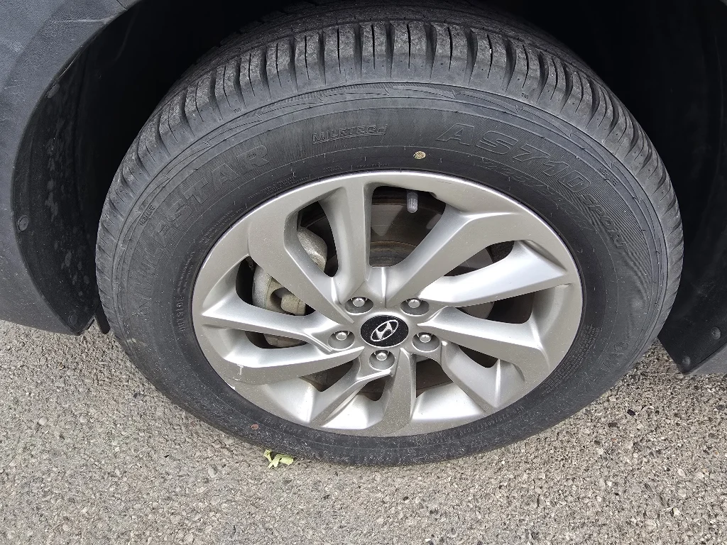 Used 2018 Black Noir Pearl Hyundai SEL image 20