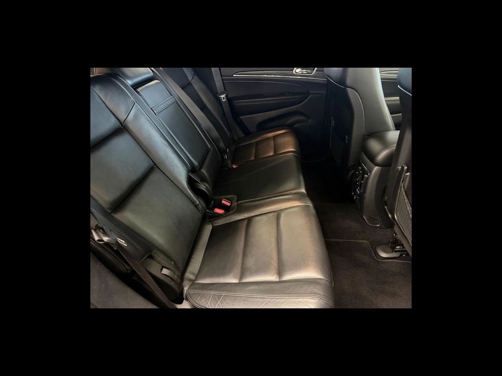 Used 2021 Red Jeep Limited image 19