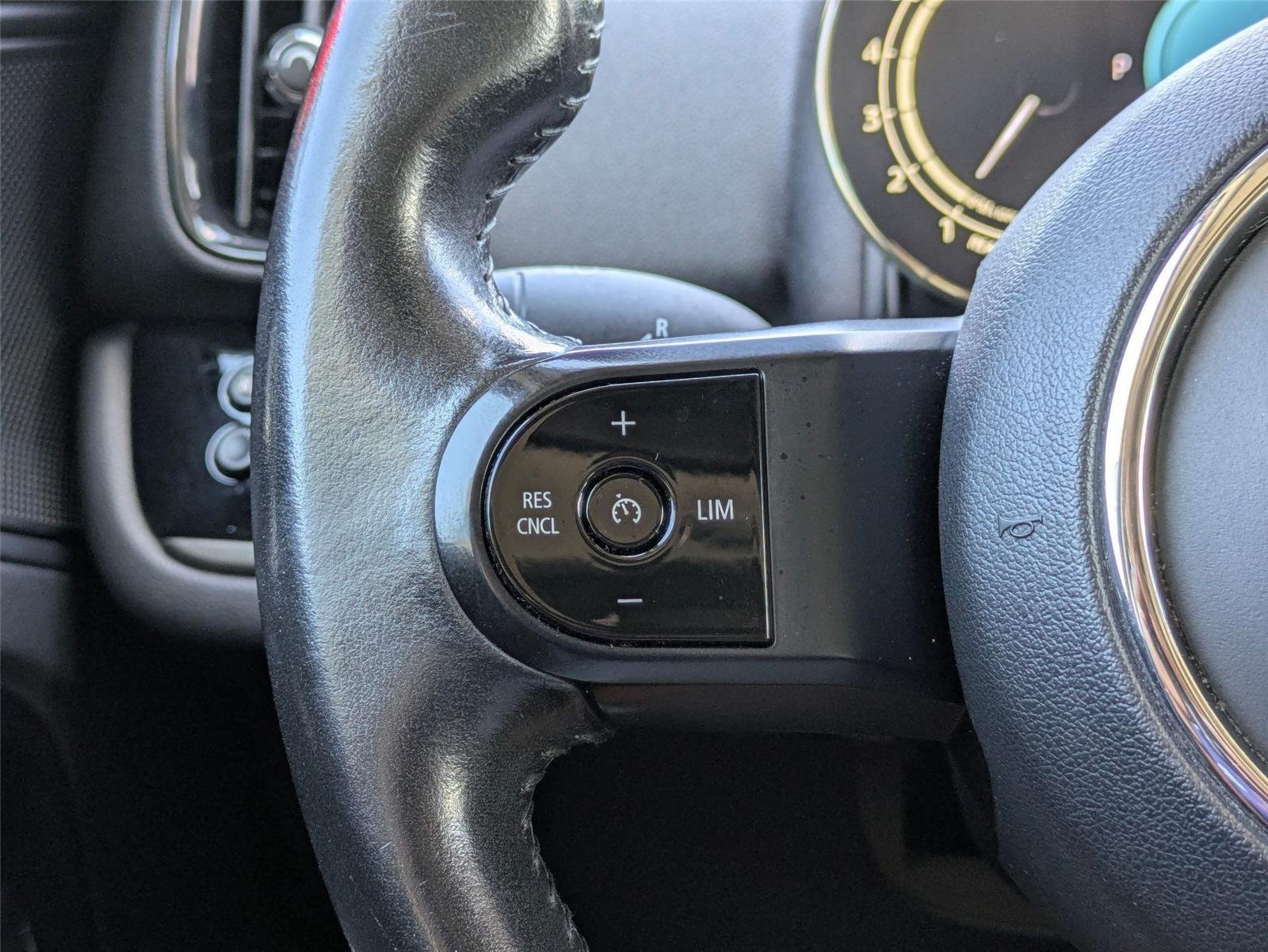 Used 2022 Chili Red MINI Cooper image 17
