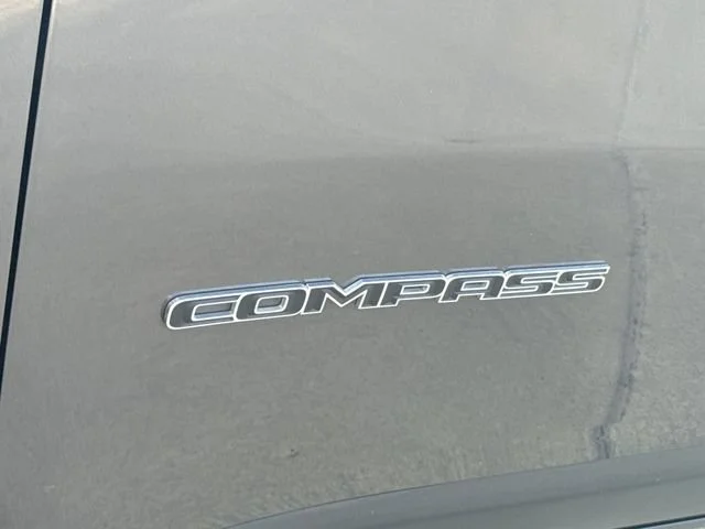 Used 2024 Gray Jeep Limited image 33