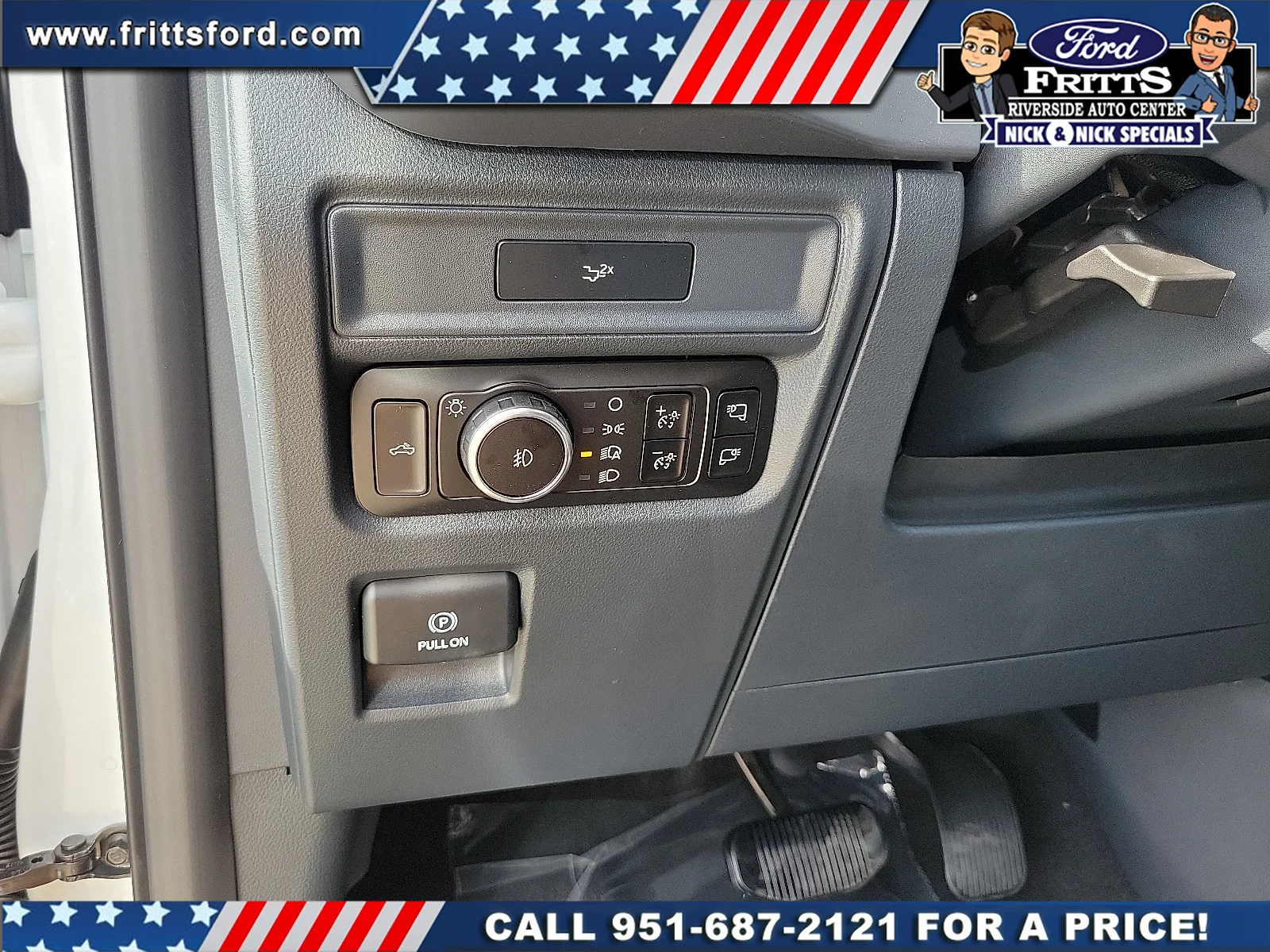 New 2026 Oxford White Ford XLT image 13