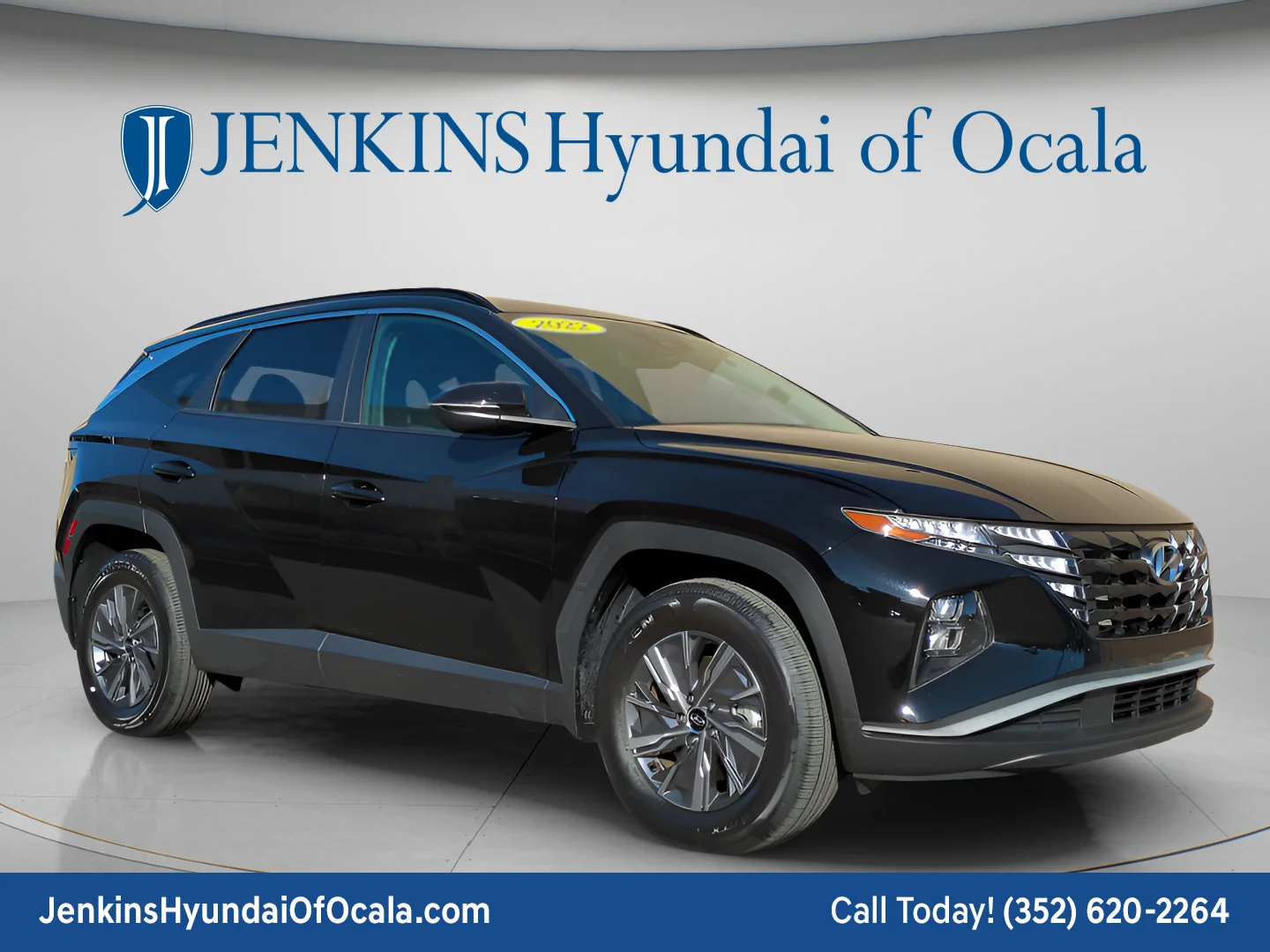 Used 2022 Phantom Black Hyundai Blue image 1