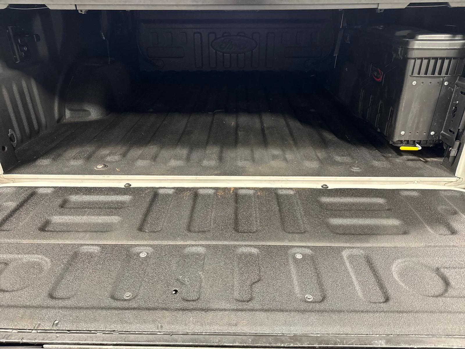 2016 Ford F-150 Platinum - Photo 30
