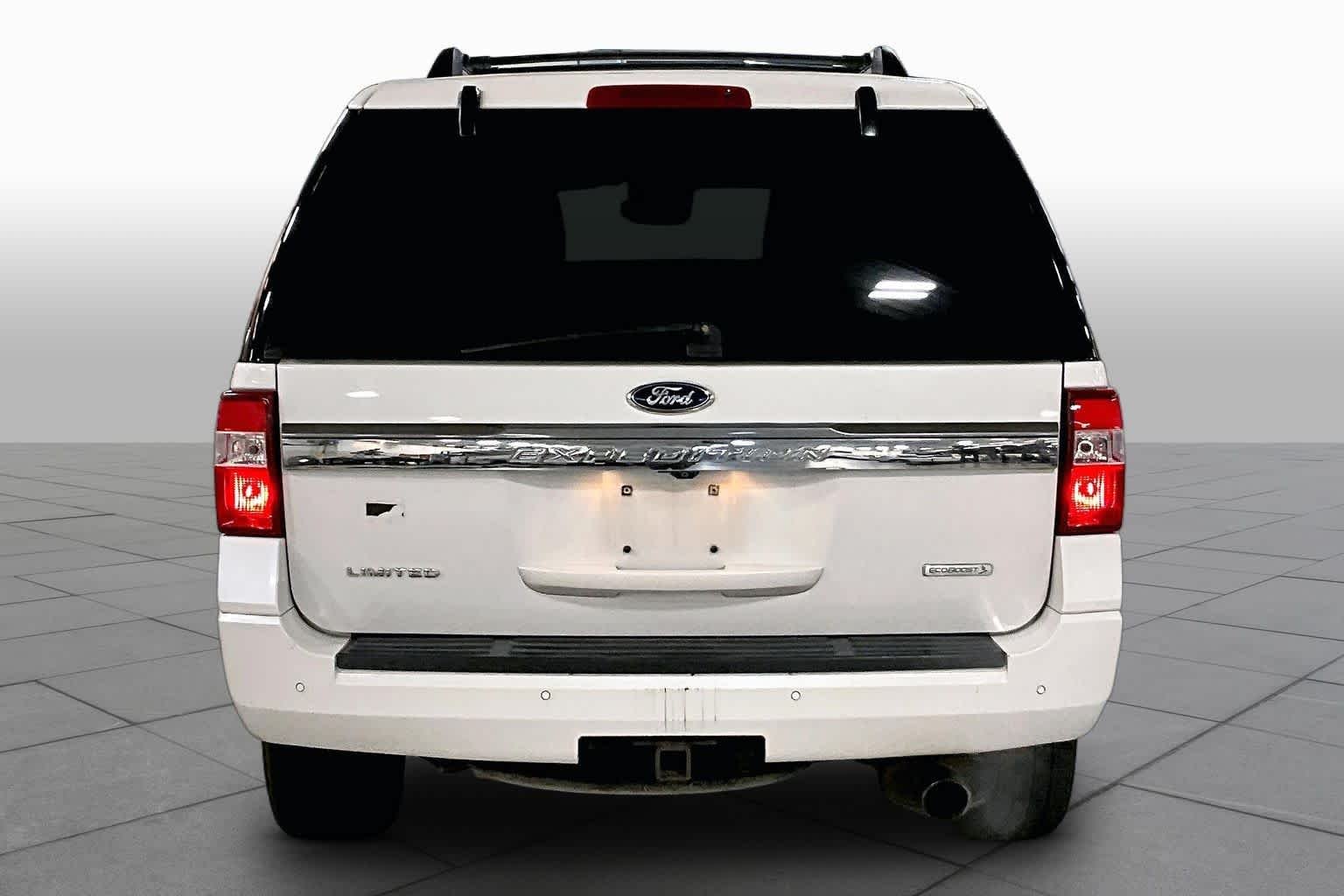 Used 2015 White Platinum Metallic Tri-Coat Ford Limited image 5
