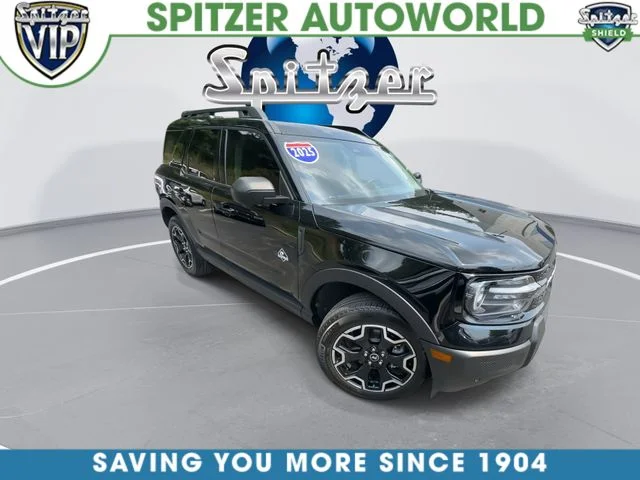 Used 2025 Black Ford Outer Banks image 3