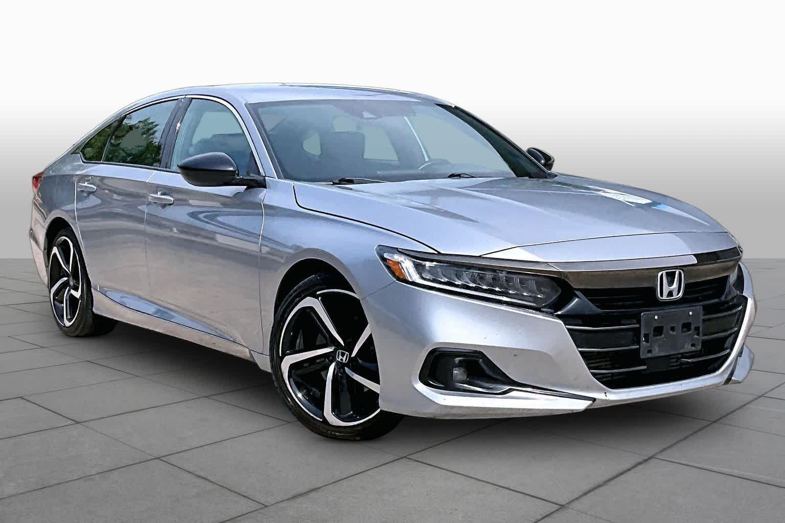 Used 2021 Lunar Silver Metallic Honda Sport image 3