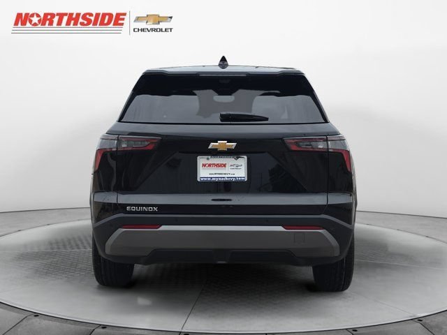 2027 Chevrolet Equinox LT - Photo 7