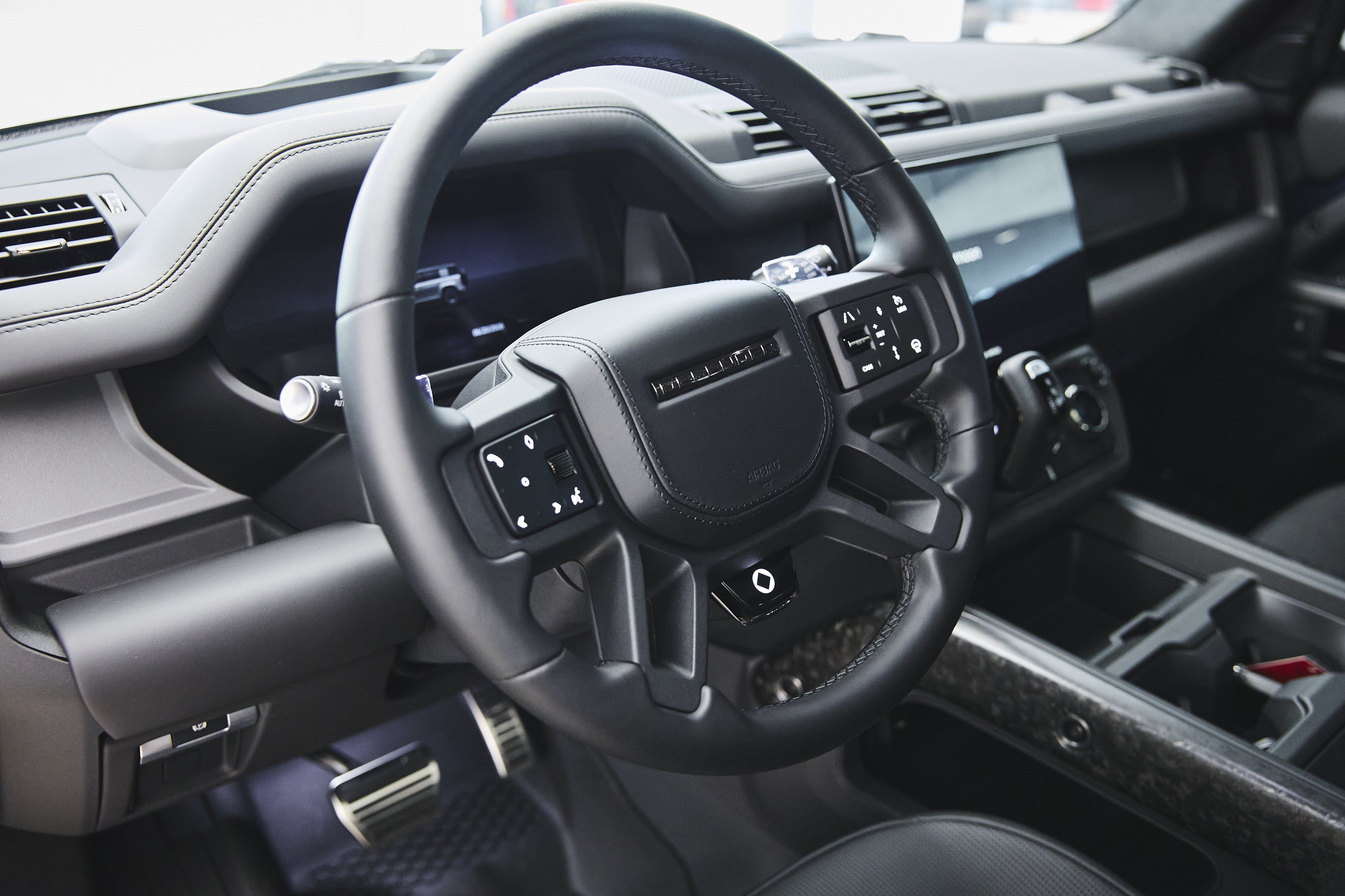 Used 2026 Sargasso Blue Premium Matte Land Rover OCTA image 39