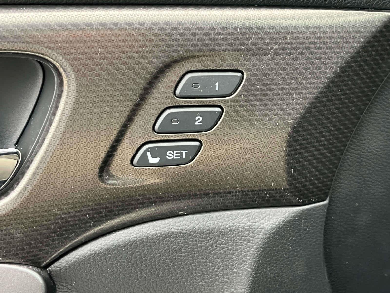 Used 2017  Honda EX-L image 35