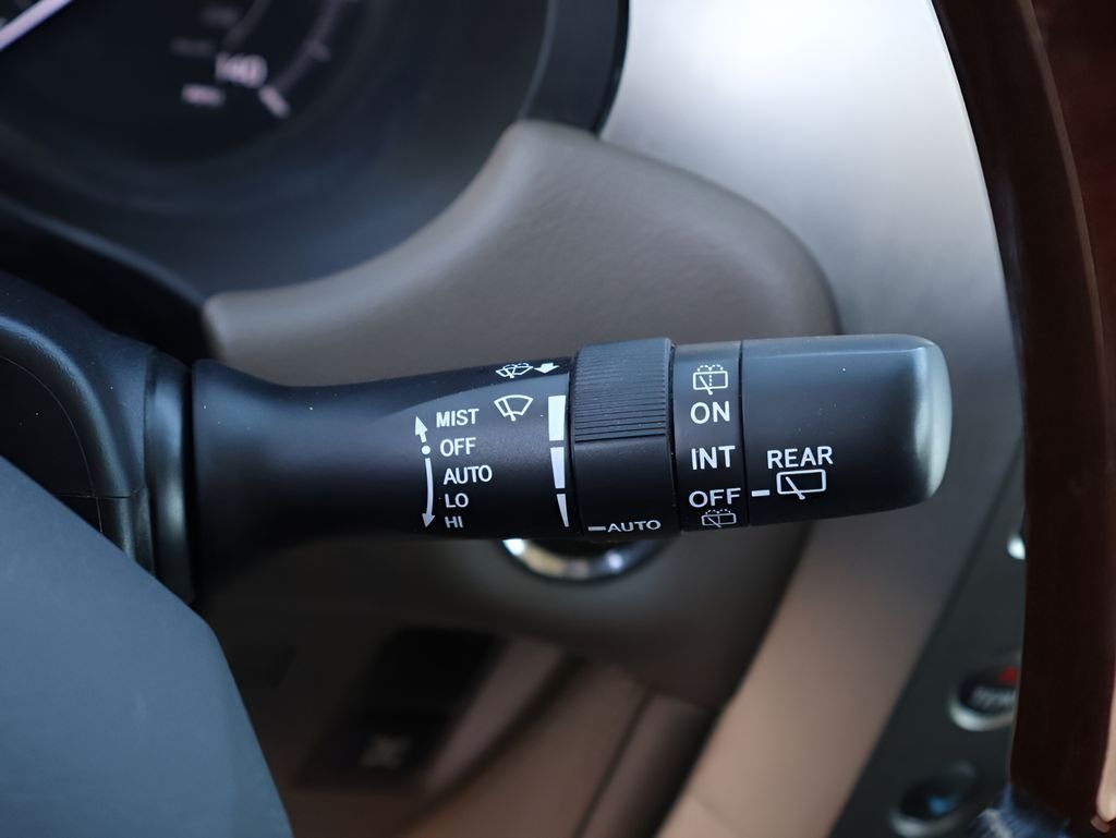 Used 2019 Nightfall Mica Lexus 460 image 32