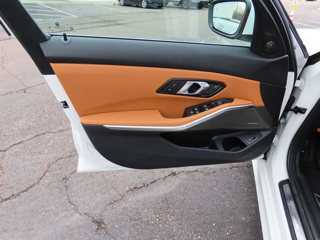 New 2026 White BMW 330i xDrive image 24