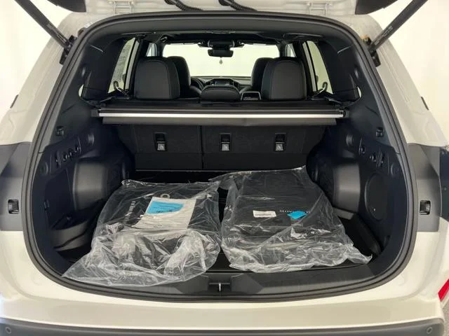 New 2026 CRYSTAL WHITE PEARL Subaru Limited Hybrid image 25