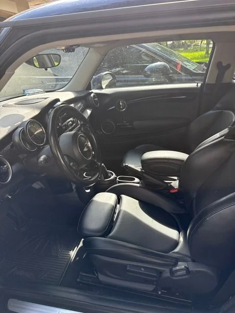 Used 2015 Blue MINI Base image 4