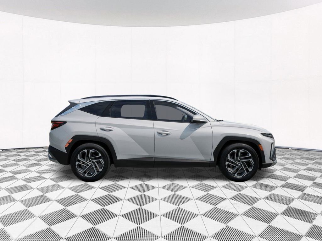 New 2026 White Hyundai SEL Plus image 10