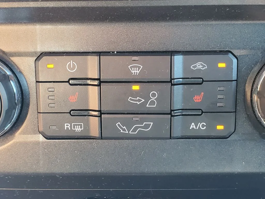 Used 2018 Black Ford  image 19