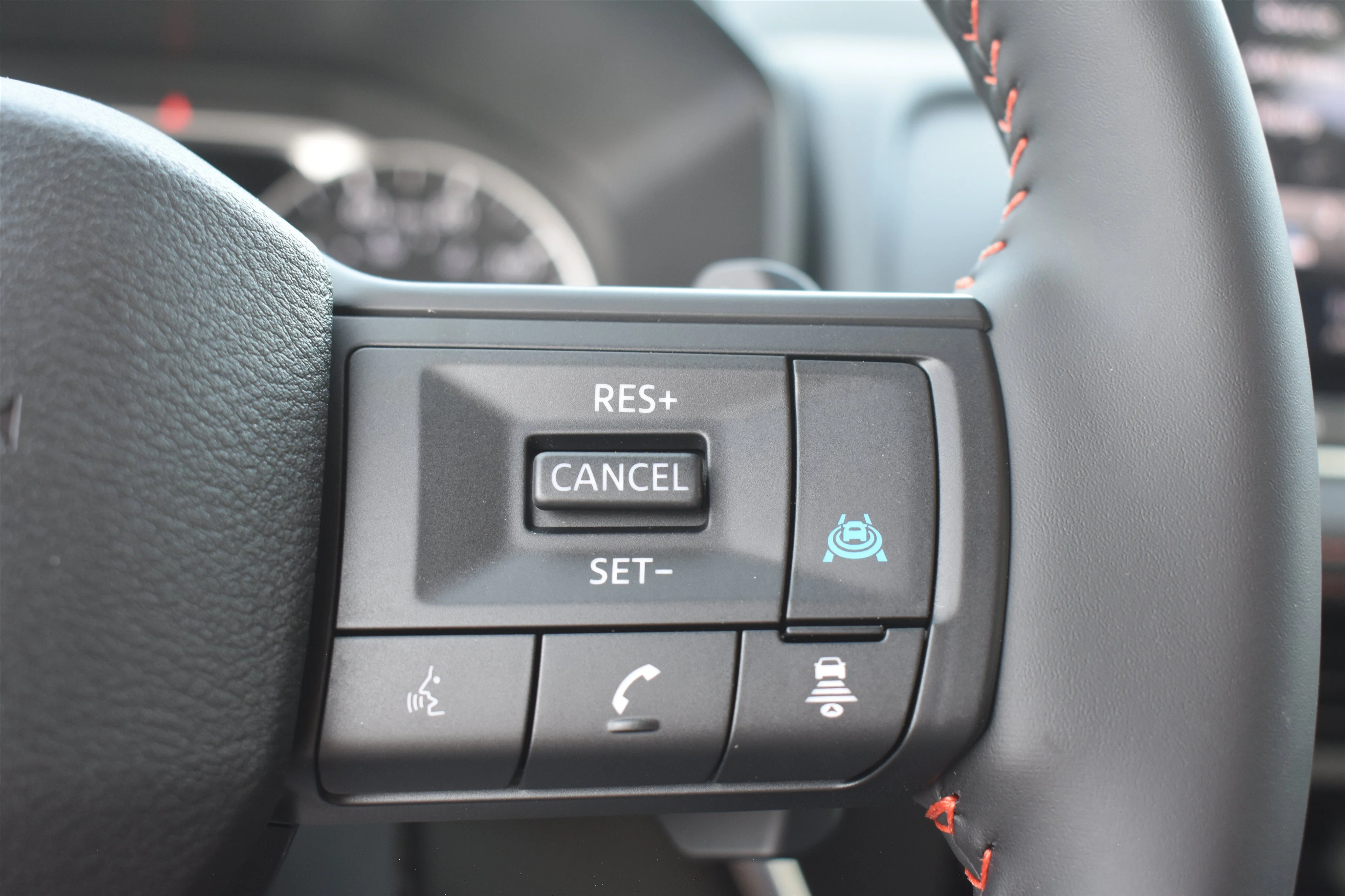New 2026 Boulder Gray Pearl Nissan Rock Creek image 21