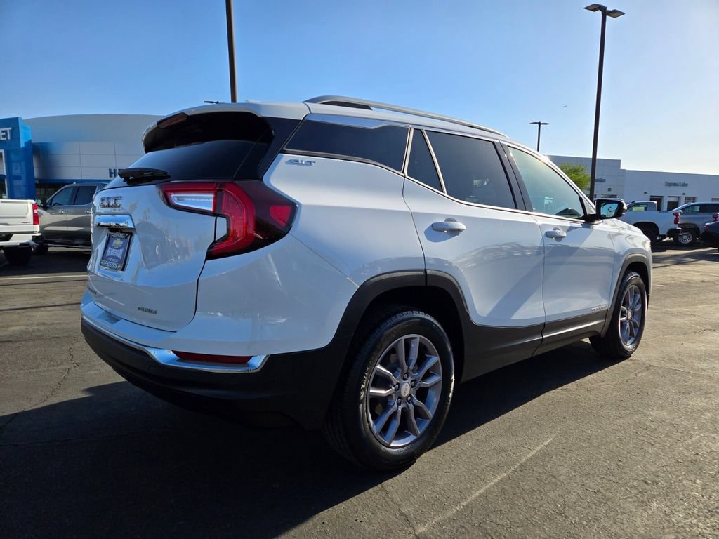 Used 2023 Summit White GMC SLT image 6