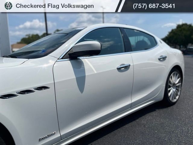 Used 2021 Bianco Maserati S Q4 GranLusso image 3