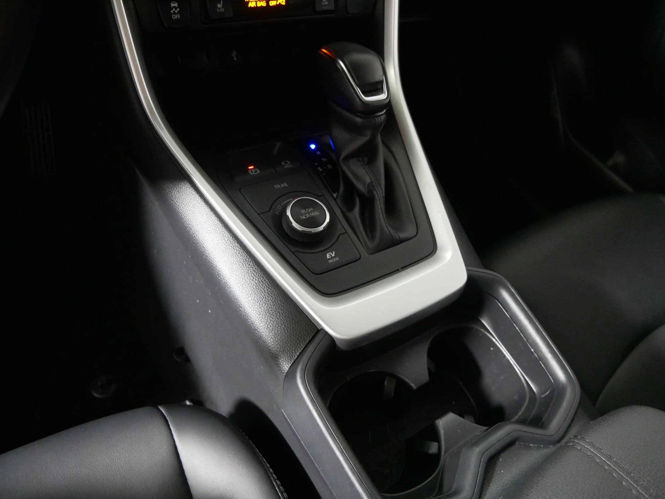 Used 2021 Silver Sky Metallic Toyota Hybrid XLE Premium image 24