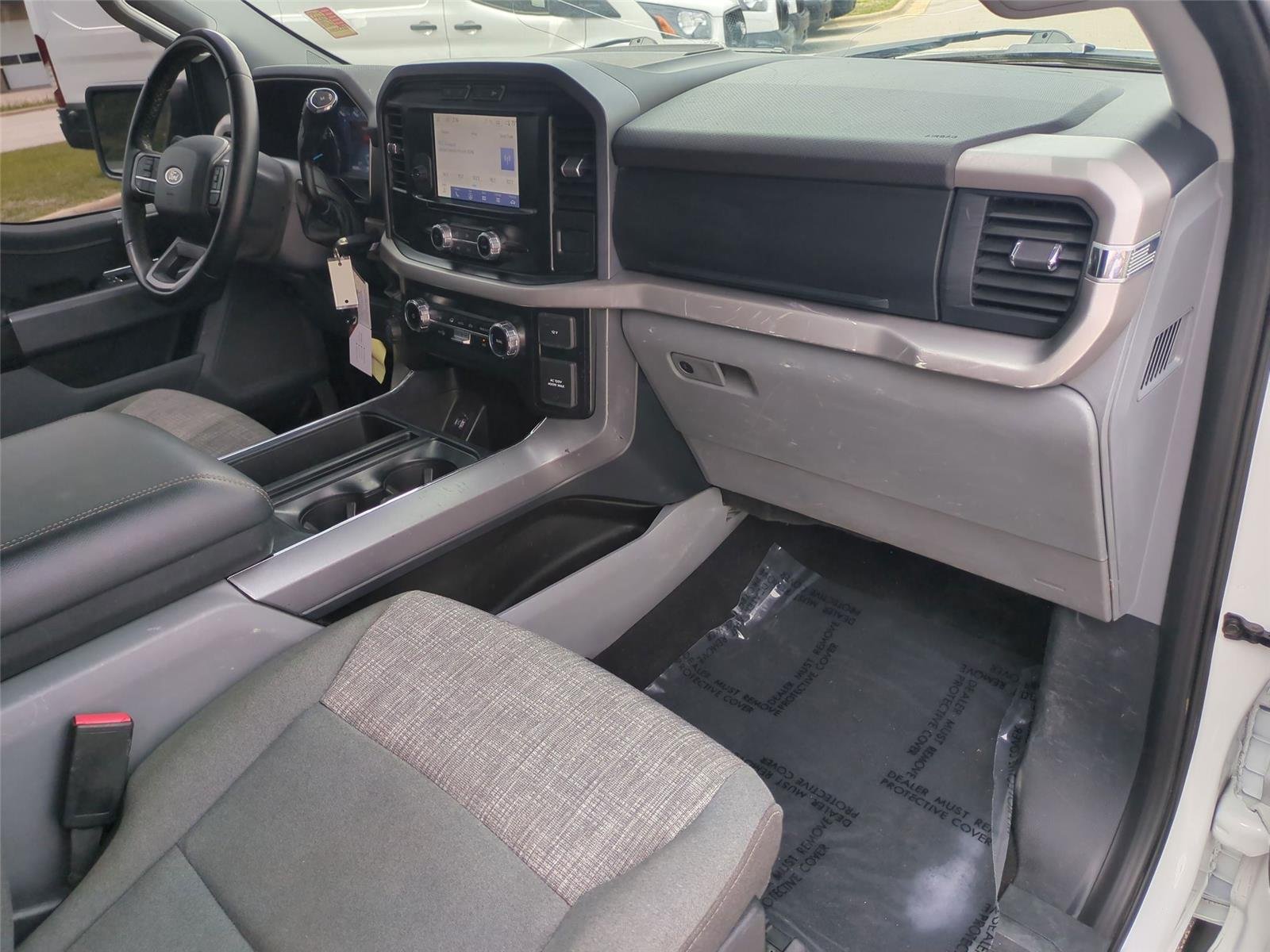 Used 2023 Oxford White Ford XL image 38