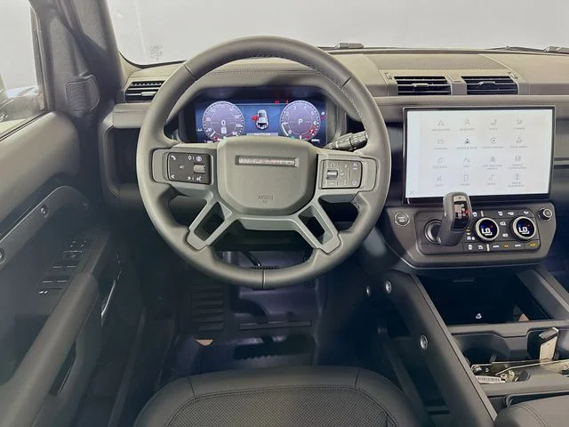 New 2026 Santorini Black Land Rover S image 25