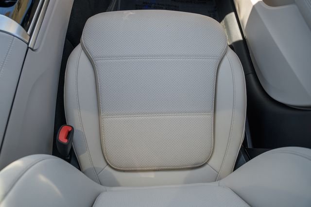New 2026 Polar White Mercedes-Benz C 300 image 29