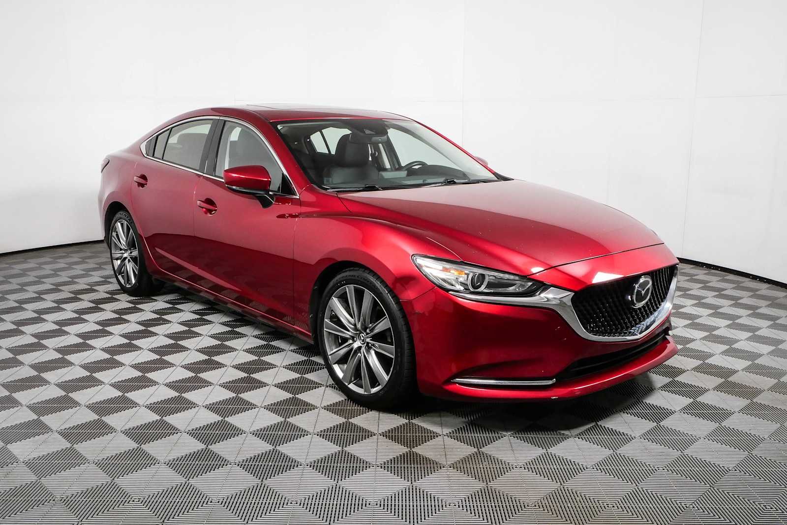 2018 Mazda EZ-6 Grand Touring Reserve Auto's photo
