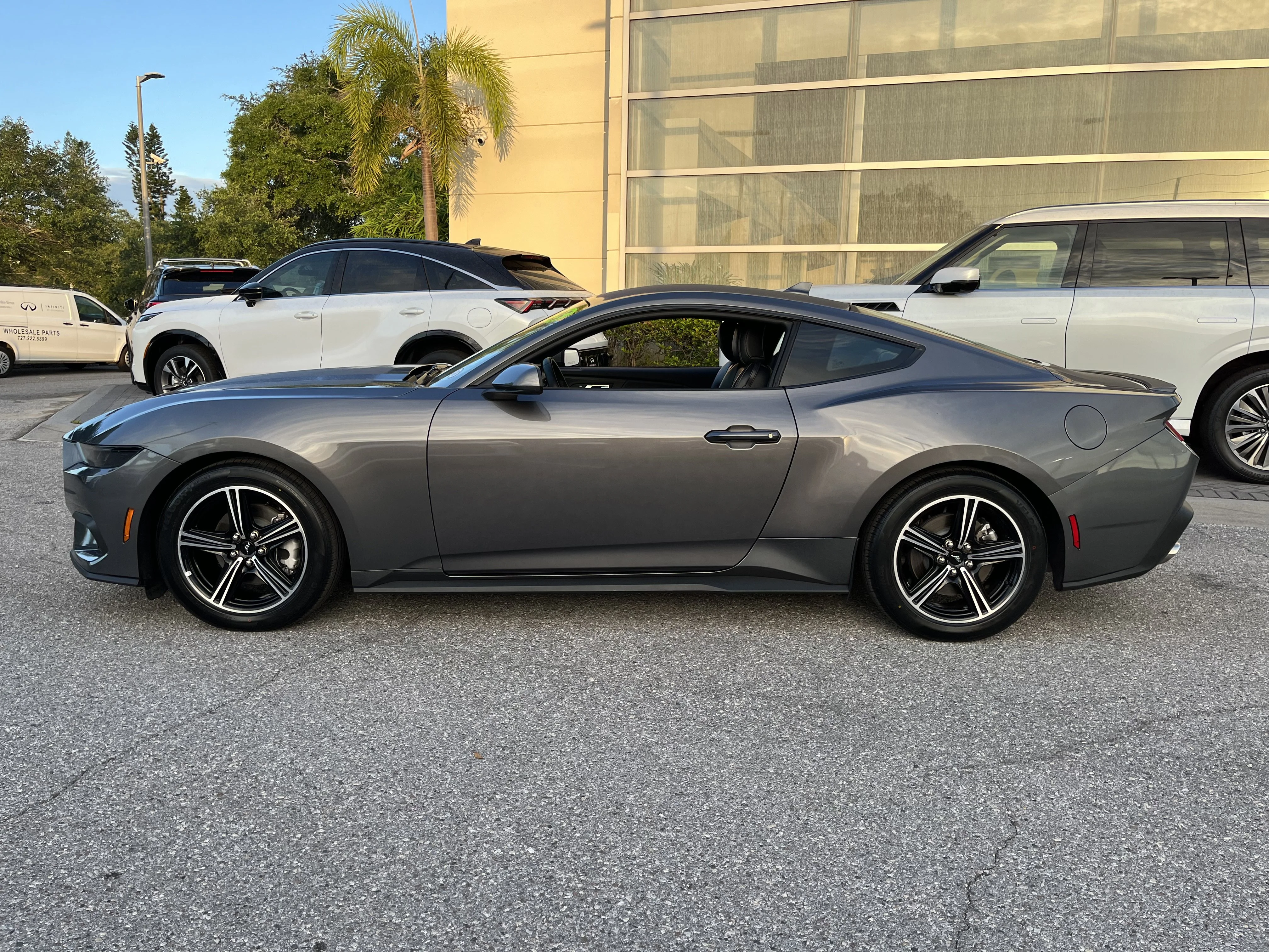 Used 2025 Carbonized Gray Metallic Ford EcoBoost Premium image 5