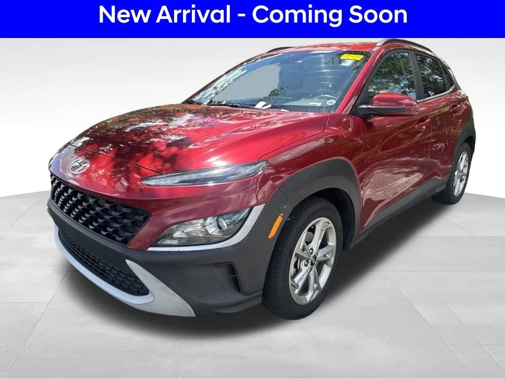Used 2023 Red Hyundai SEL image 1