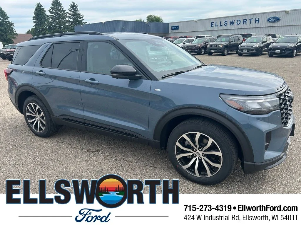 2026 Ford Explorer ST-LINE 4WD's photo