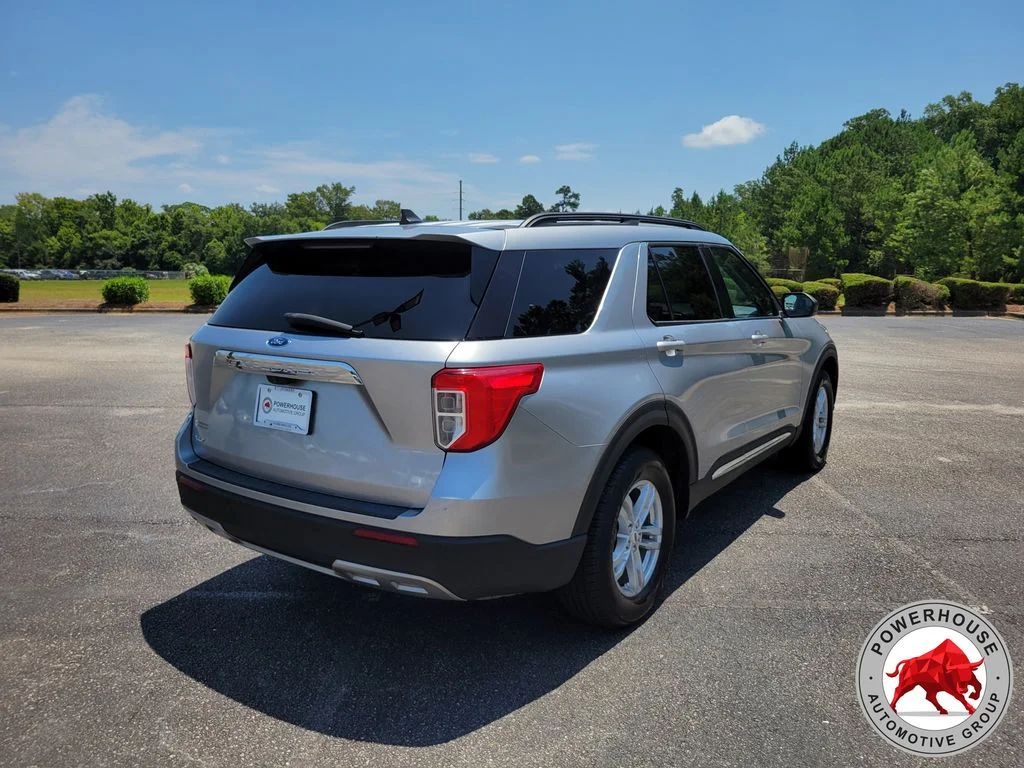 Used 2023 Silver Ford XLT image 5
