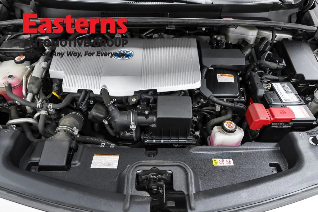 Used 2020 Gray Toyota XLE image 7