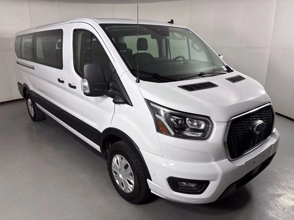 Used 2023 White Ford XLT image 2