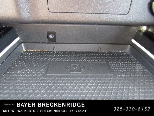 Used 2021 Gray Nissan Platinum image 25