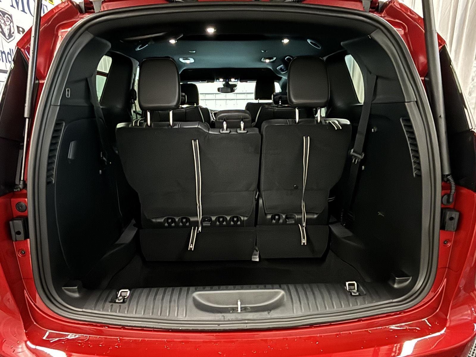 2026 Chrysler Pacifica Select - Photo 38