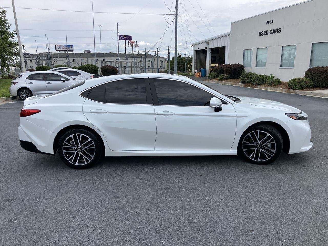 Used 2025 White (Wind Chill Pearl) Toyota XLE image 6