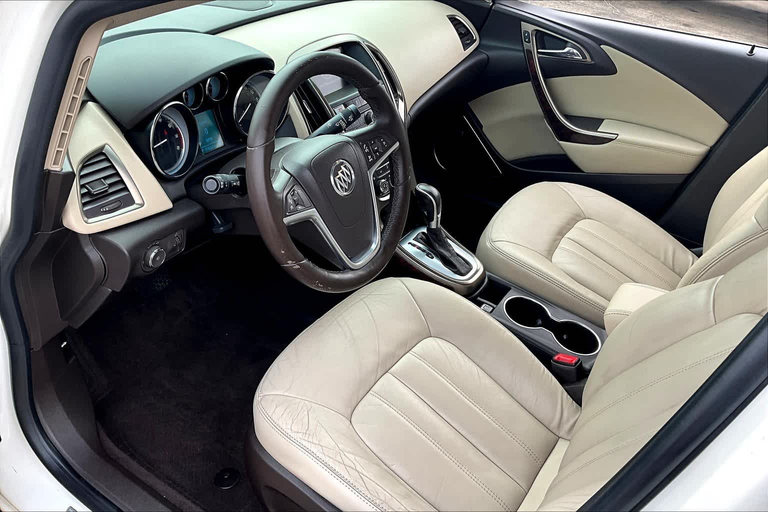 Used 2015 White Diamond Tricoat Buick Leather Group image 17