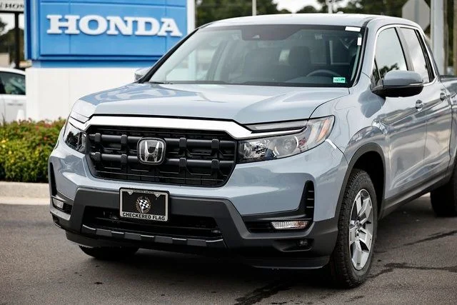 New 2026 Sonic Gray Pearl Honda RTL image 2