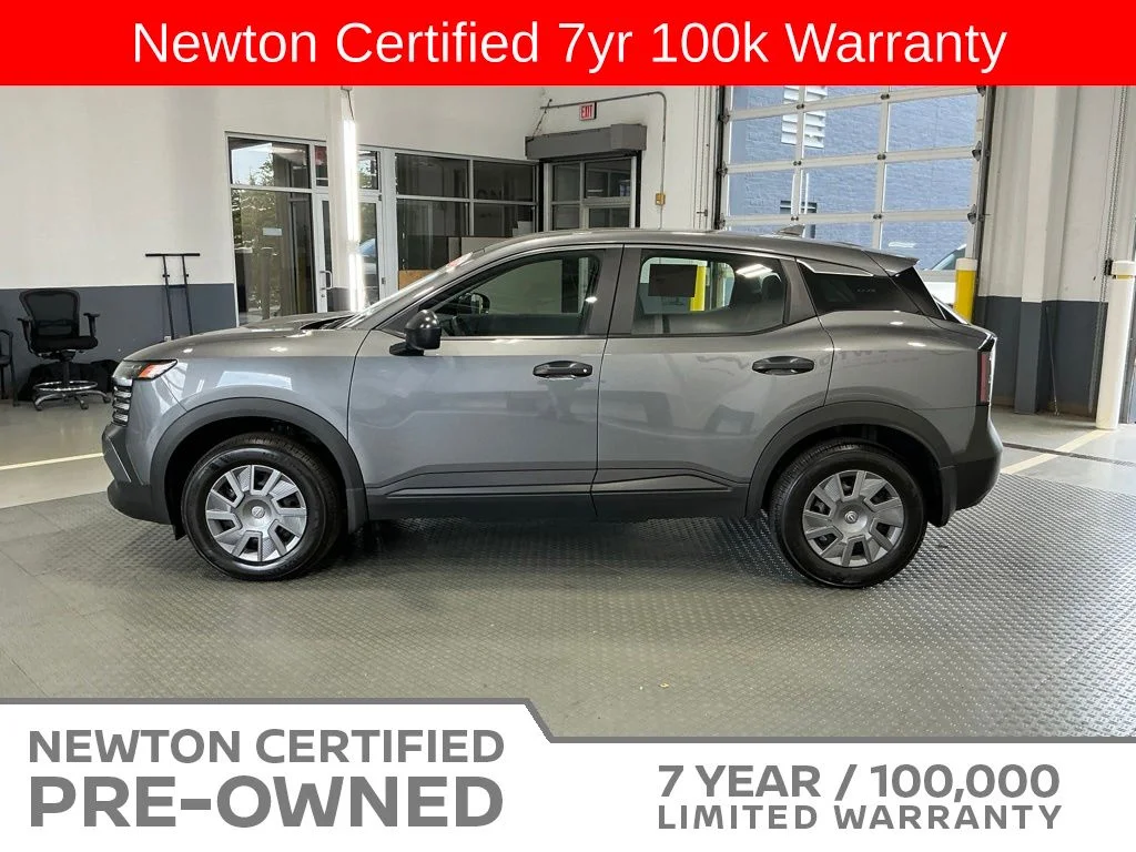 Certified Used 2025 Gun Metallic Nissan S image 3