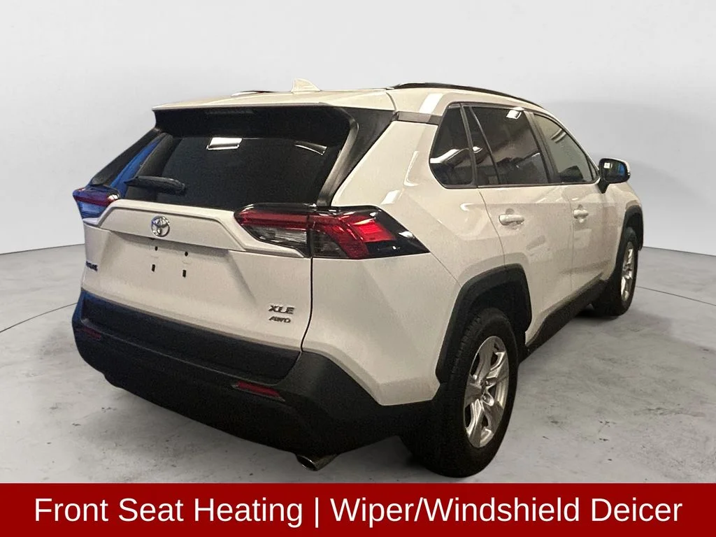 Used 2020 Super White Toyota XLE image 6